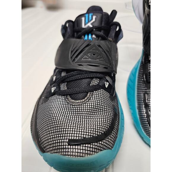 Nike Kyrie 3 Low Moon Blue Black Shoes mens 4.5,womens size 6 - Picture 2 of 8